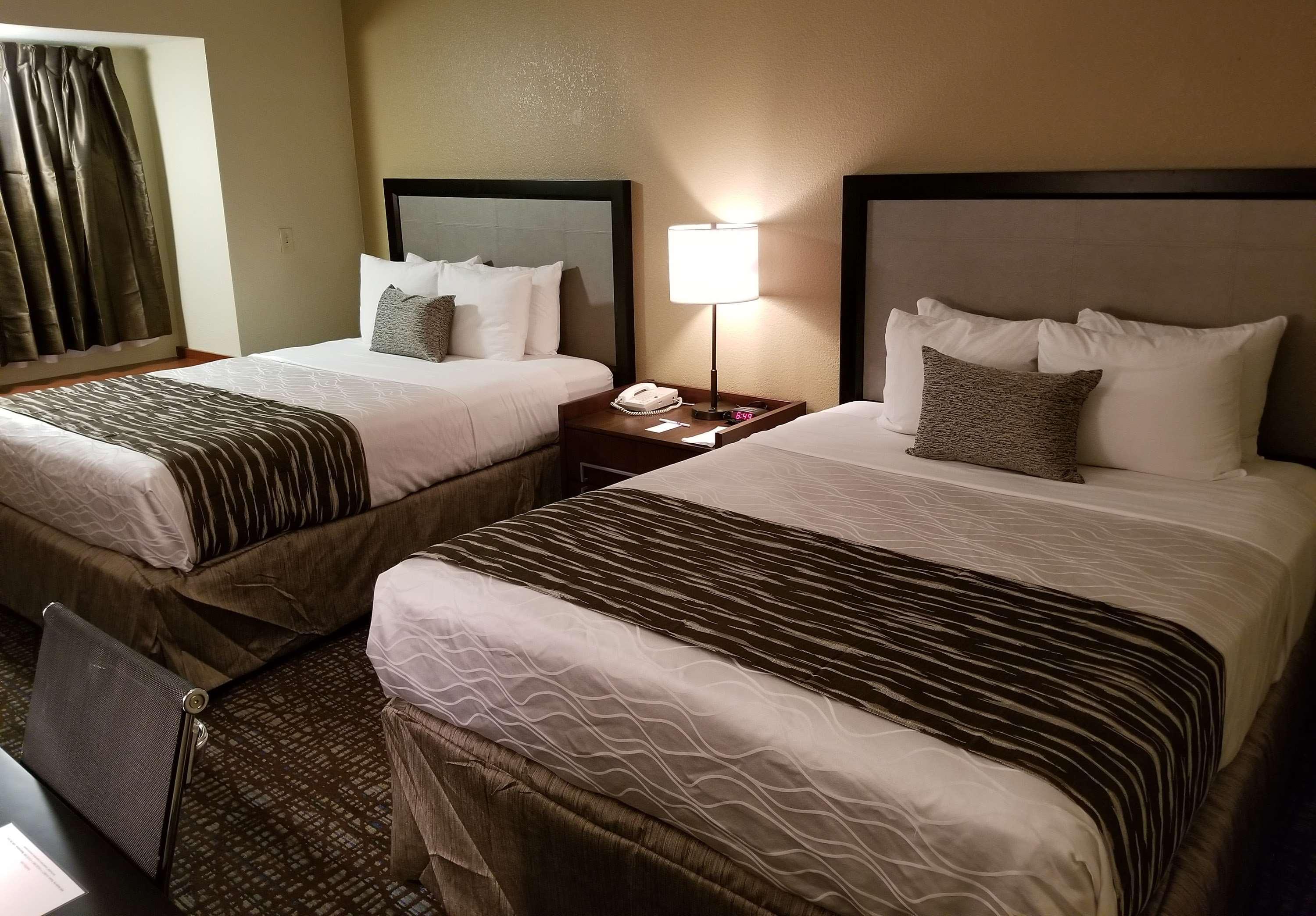 Best Western Plus Palm Court Hotel Davis Exterior foto