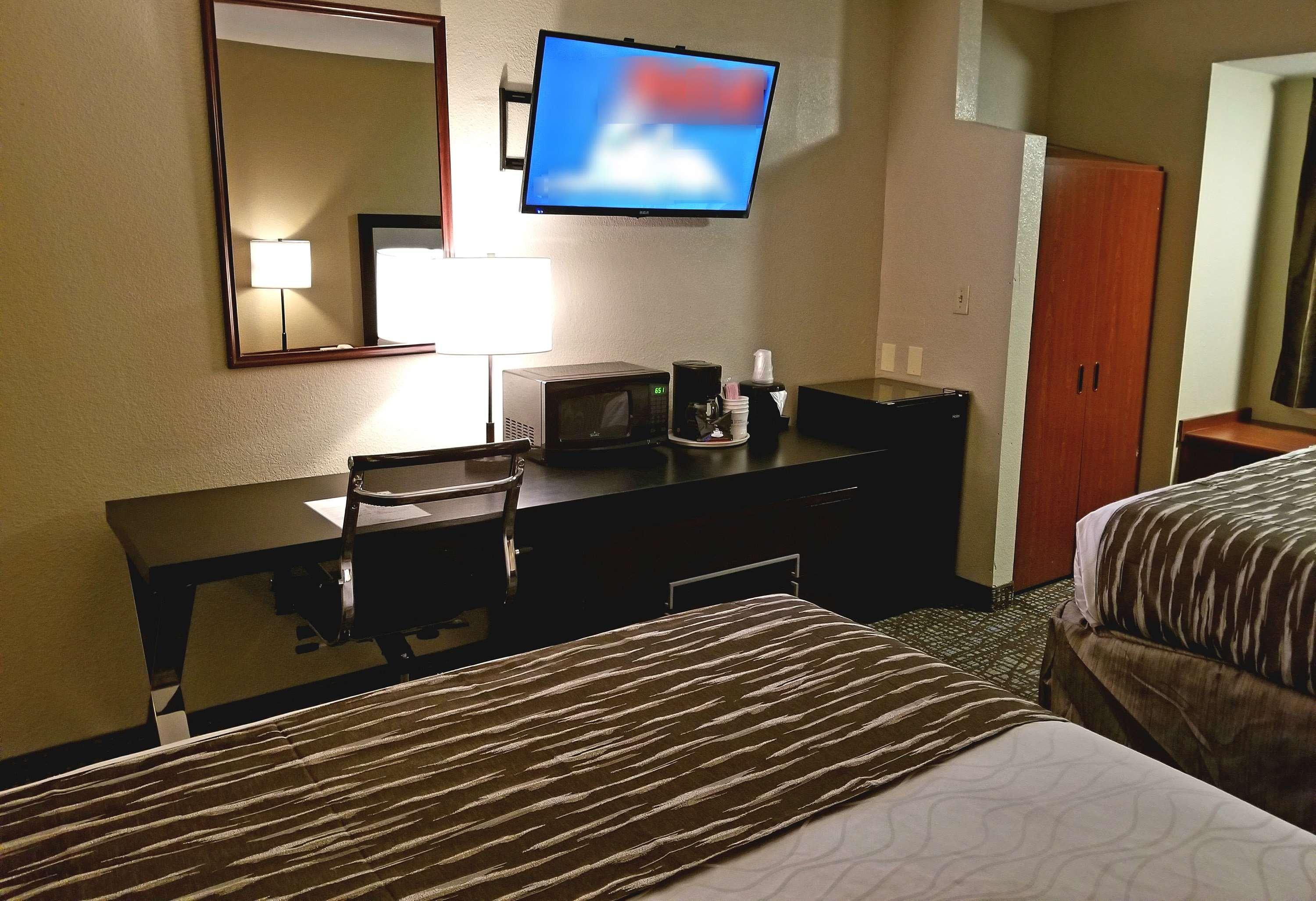 Best Western Plus Palm Court Hotel Davis Exterior foto